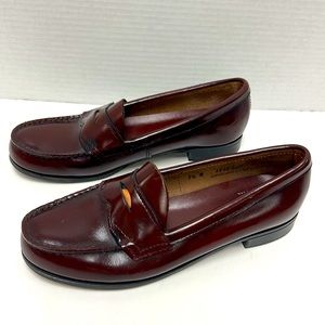 Bass Women’s Whitney Weejuns Loafers Size 7.5